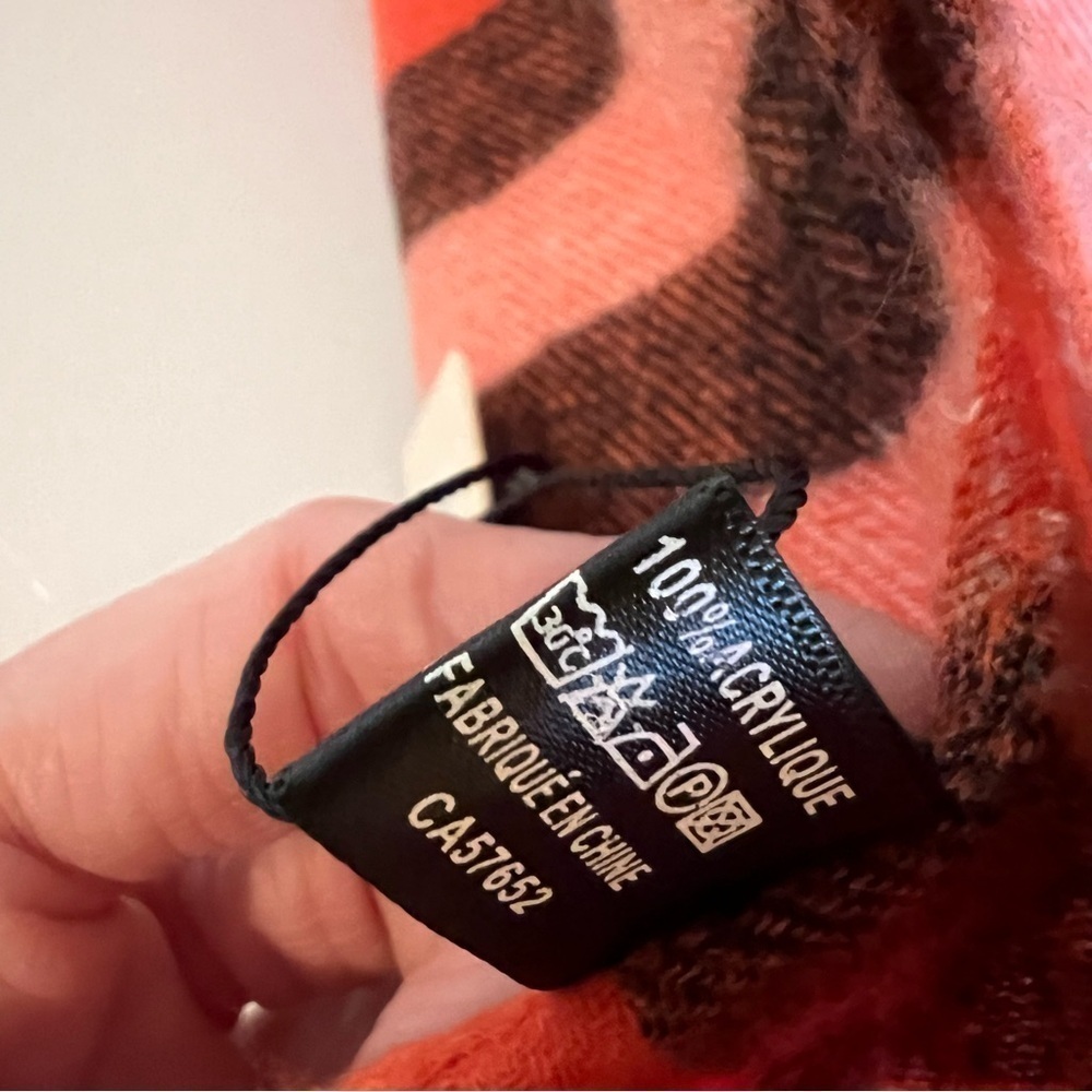 CHERIE BLISS | Orange, black & white new with tag oversized blanket scarf - Picture 4 of 7